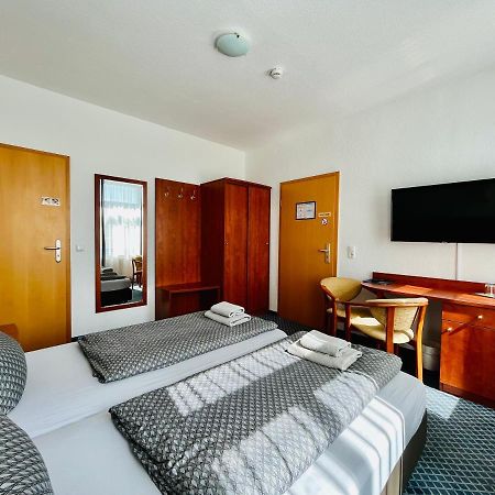 Hotel-Pension "Petridamm" Rostock Eksteriør billede
