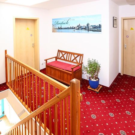Hotel-Pension "Petridamm" Rostock Eksteriør billede