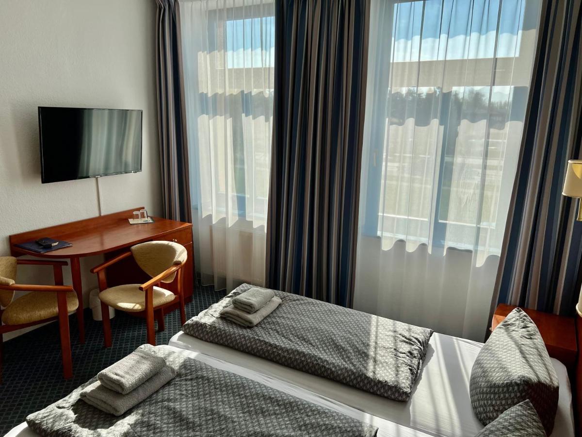 Hotel-Pension "Petridamm" Rostock Eksteriør billede