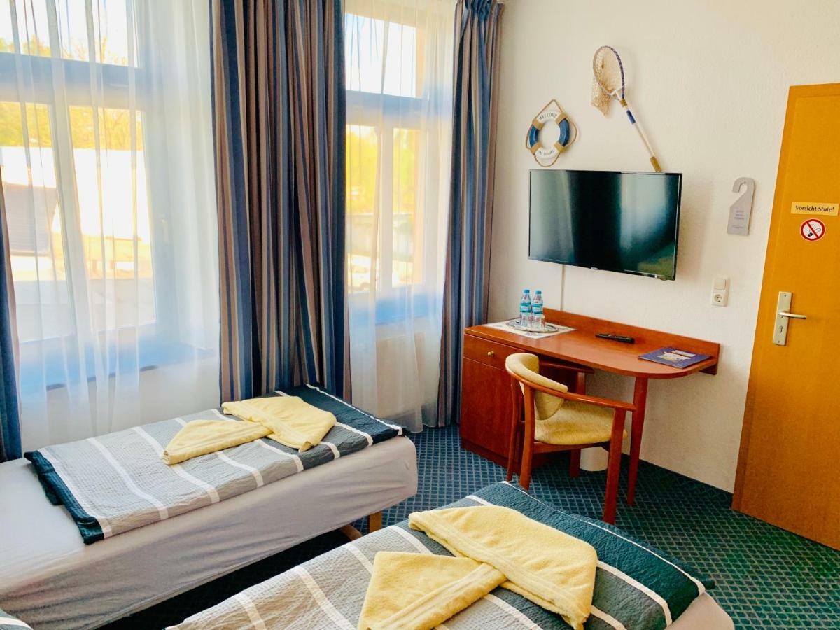 Hotel-Pension "Petridamm" Rostock Eksteriør billede