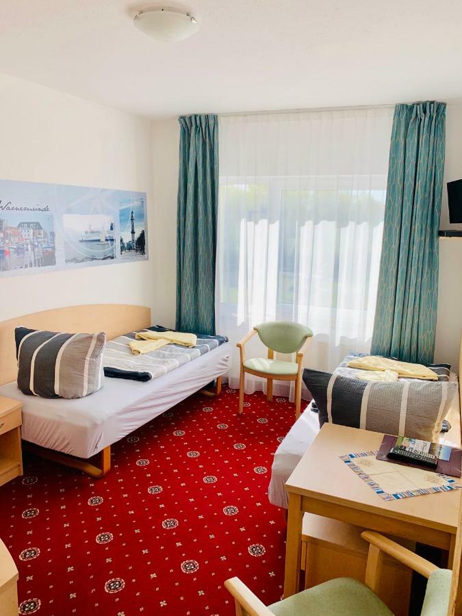 Hotel-Pension "Petridamm" Rostock Eksteriør billede